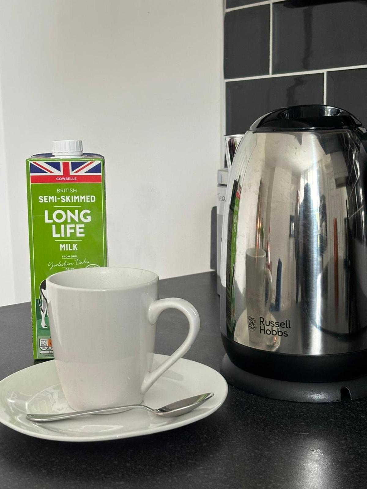 3-Bed Home From Home, Sleeps 6, Great For Contractors, Close To Gulliver'S Valley Theme Park, Free Parking, Hot Tub, Couple Retreat Sheffield Eksteriør bilde